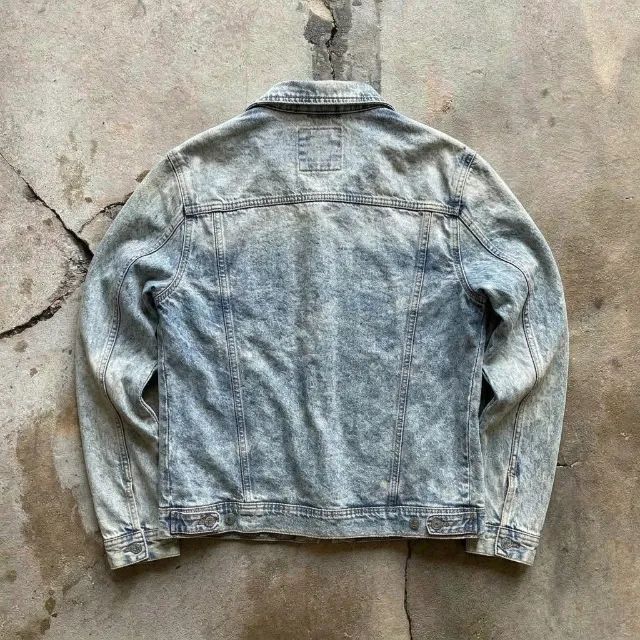jaqueta jeans zara estonada gg - Foto 2