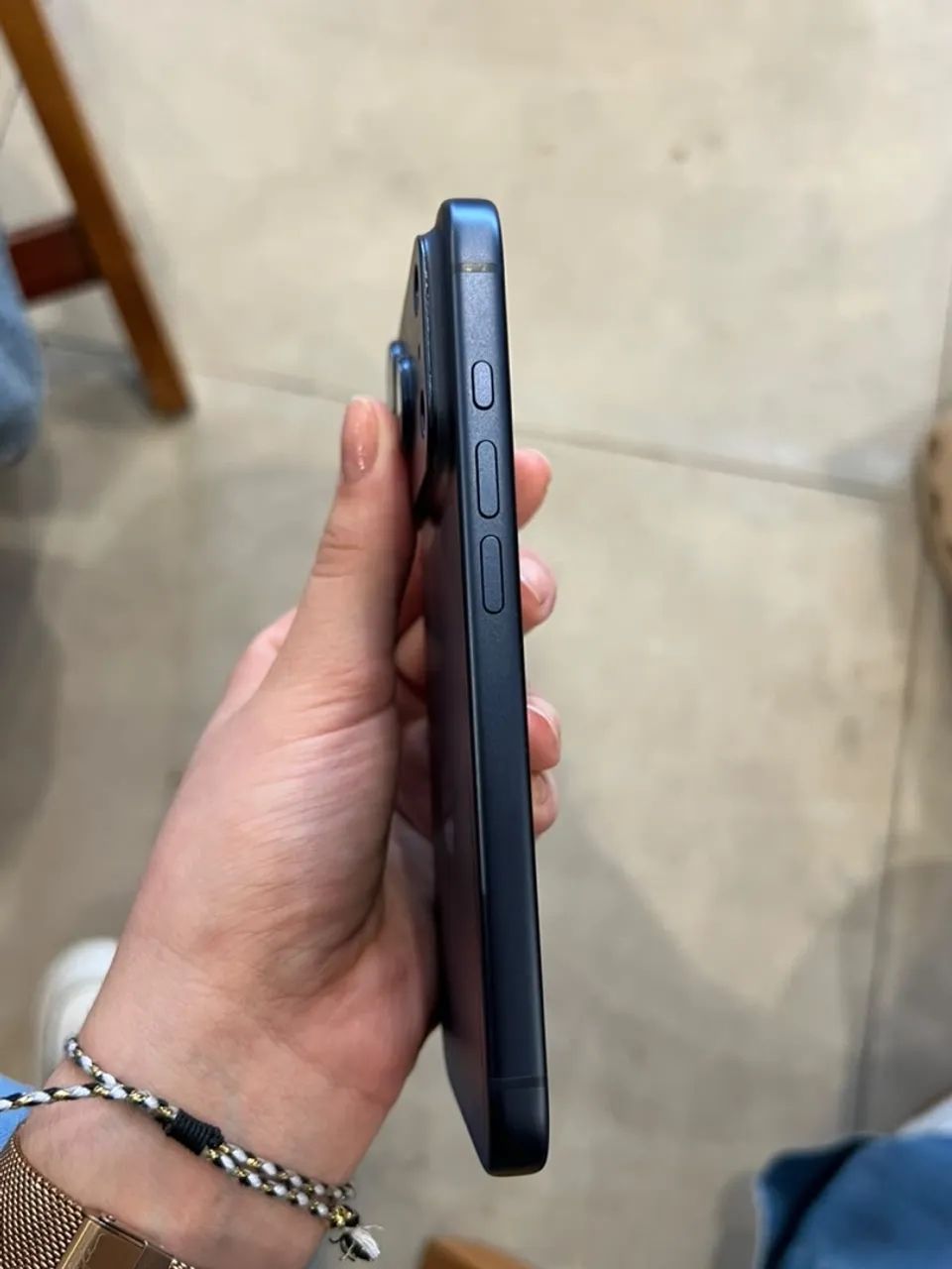 17 pro azul 256gb  - Foto 5