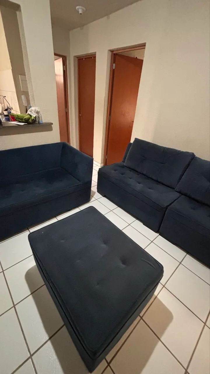 Sofá retrátil azul marinho 