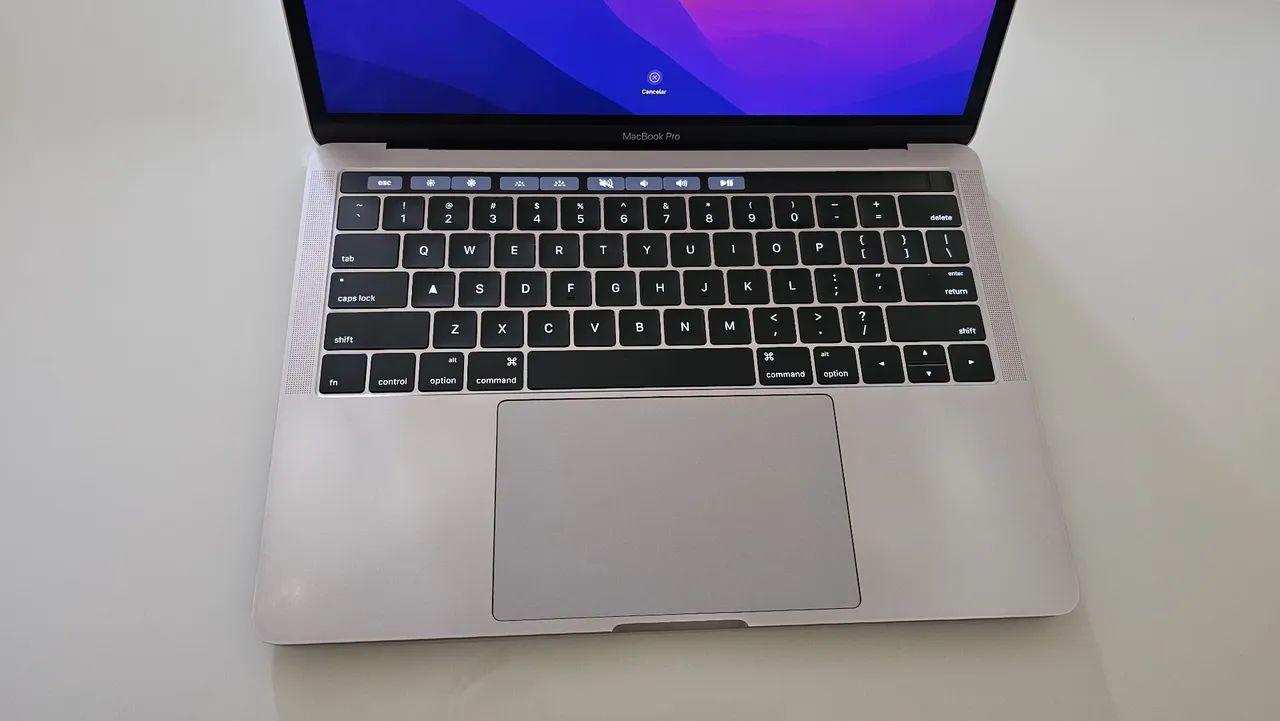 Macbook Pro 2016 touch bar 8gb 250gb - Notebooks - São José do