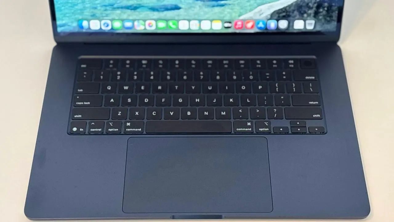 MacBook Pro M4 - Foto 2