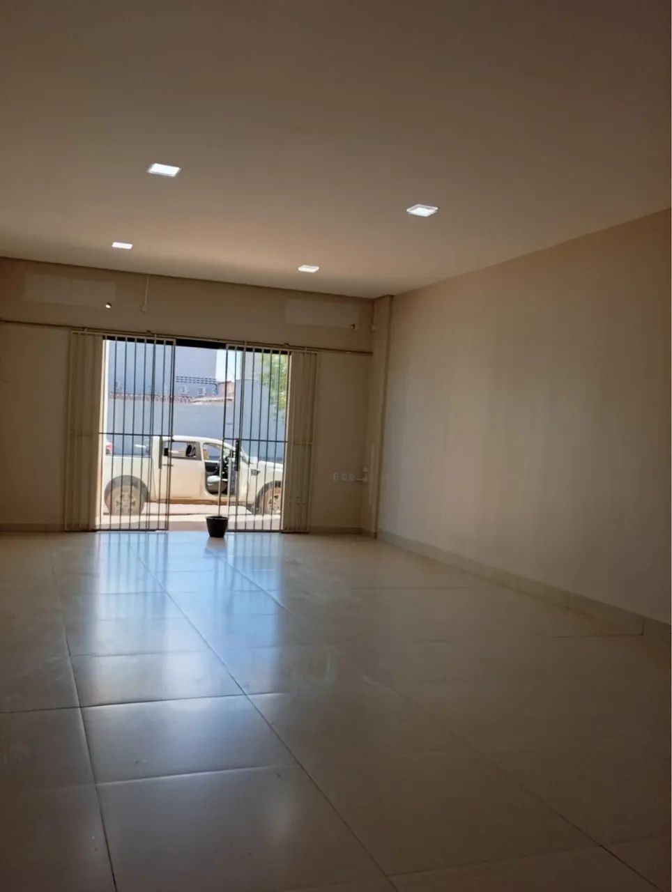 Alugo sala comercial na 103 norte  - Foto 4