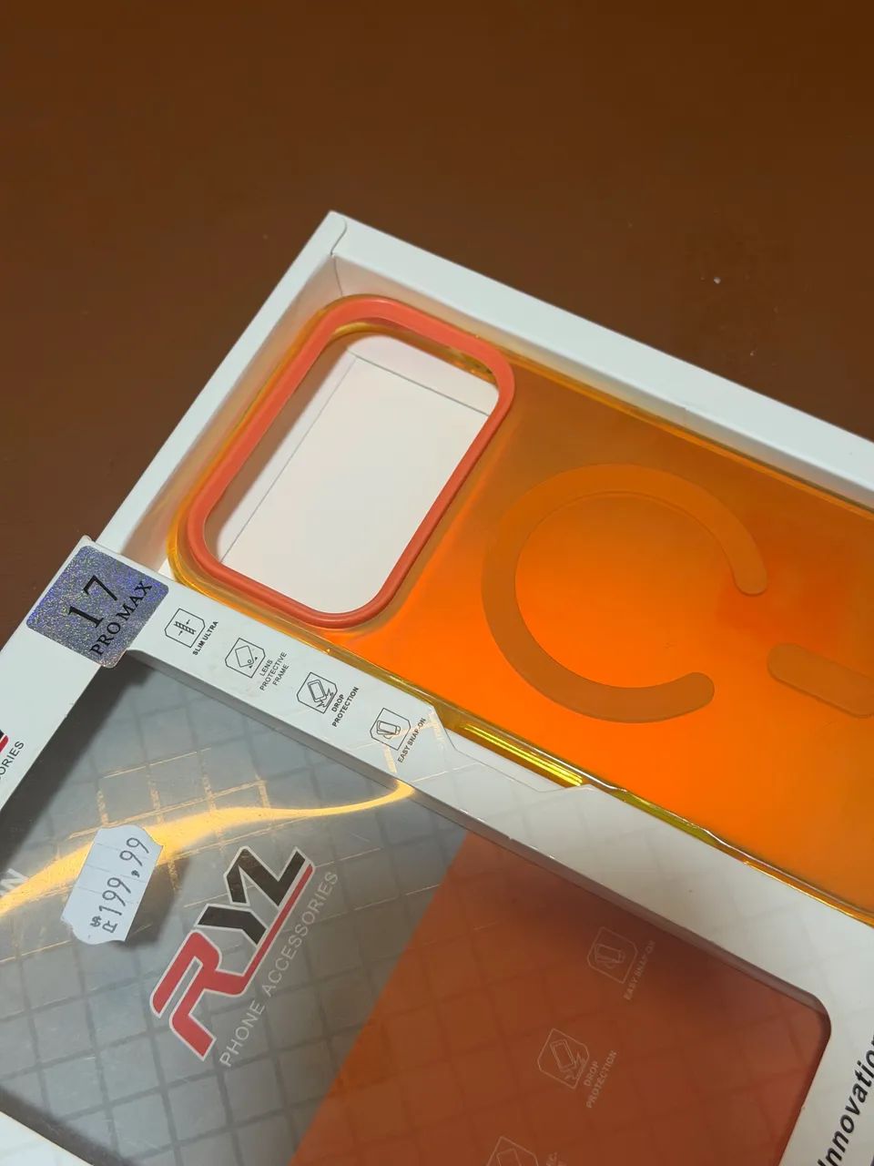 Capa 17 Pro Max bem revestida - Foto 2