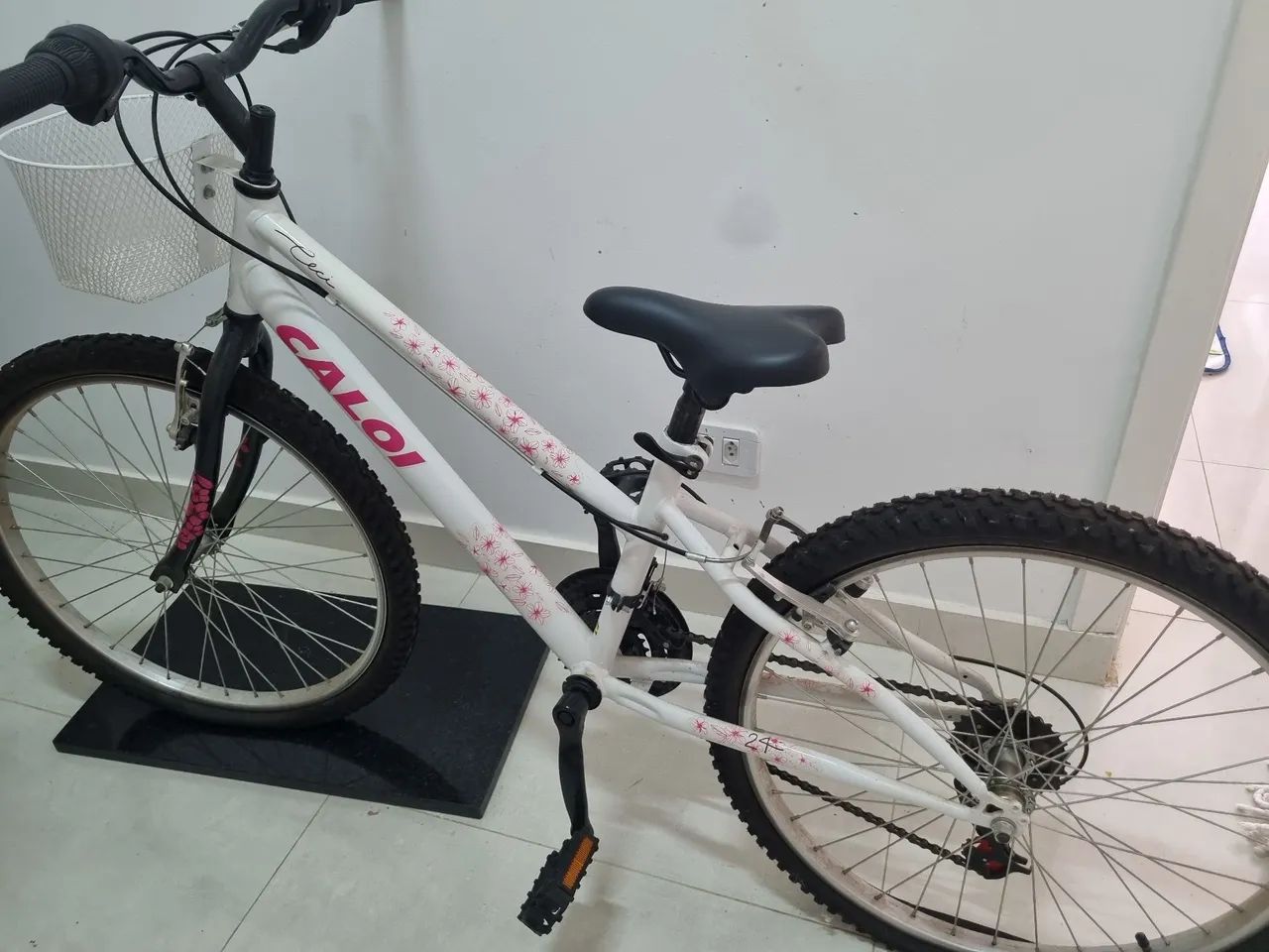 Bicicleta Caloi Ceci aro 24