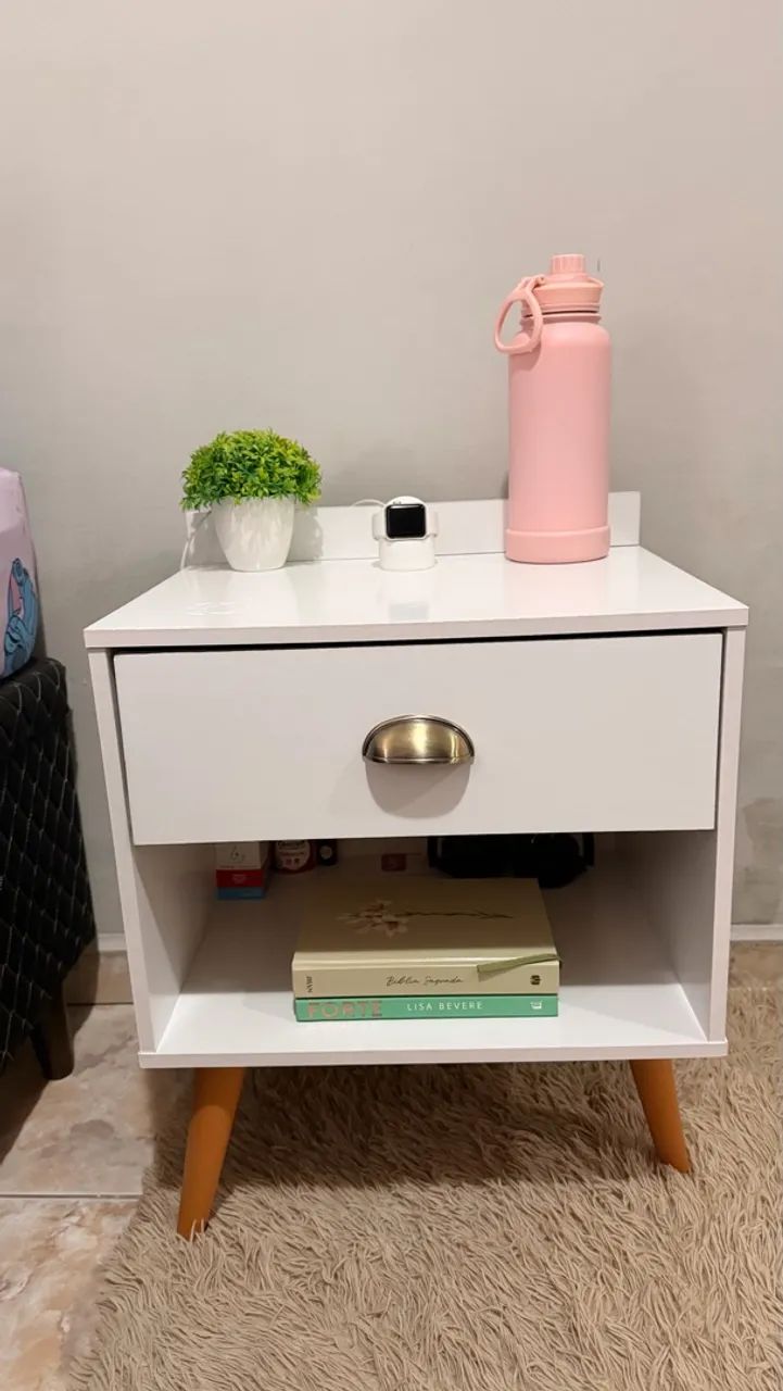 Mesa de Cabeceira 