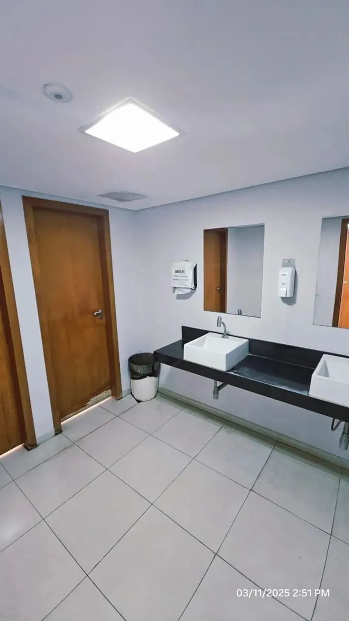 Aluga-se Sala Comercial Mobiliada - Foto 5