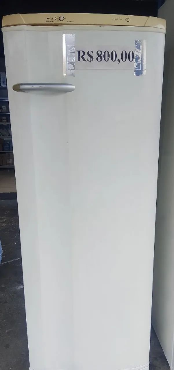 Vendo geladeira Electrolux funcionando perfeitamente 