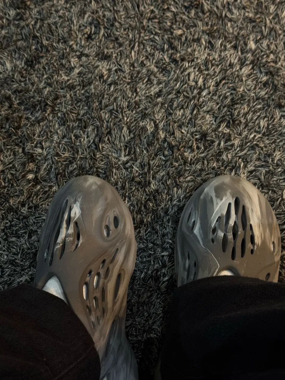 Yeezy Foam Runner MX Granite - Foto 2