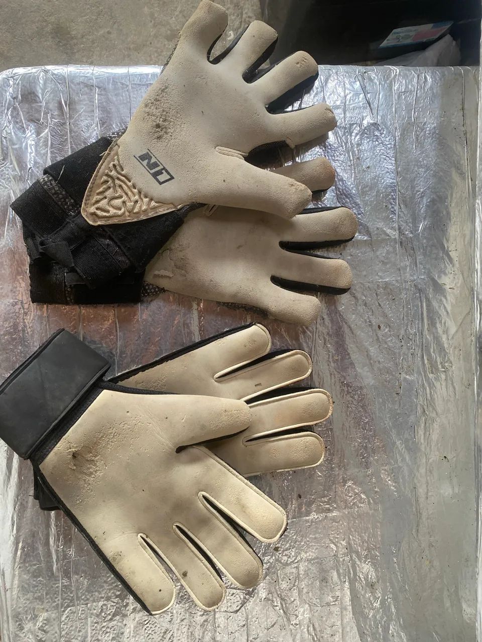 Luva de goleiro  - Foto 2