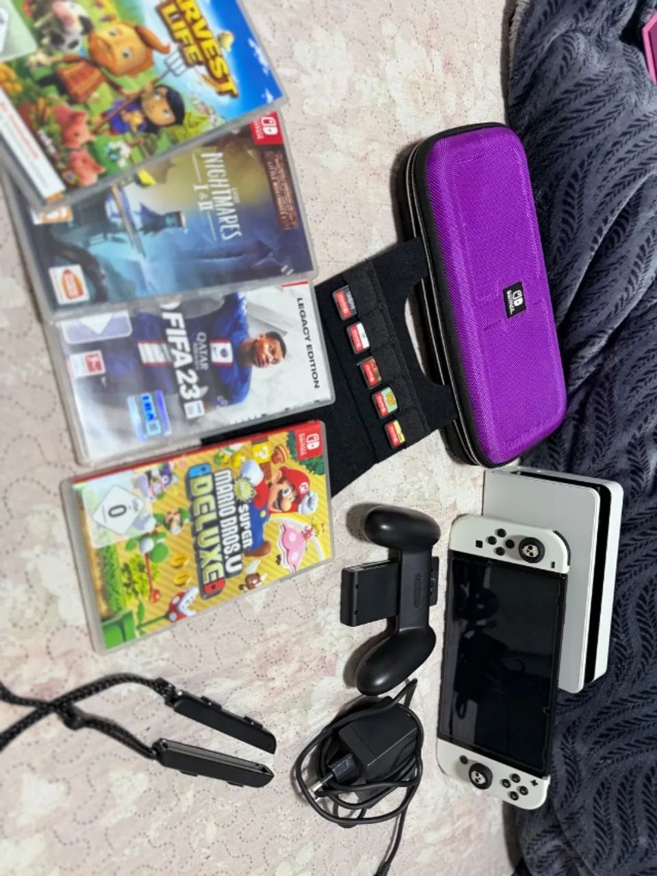 Nintendo Switch OLED Branco + 4 Jogos Físicos + Case + Acessórios Completos