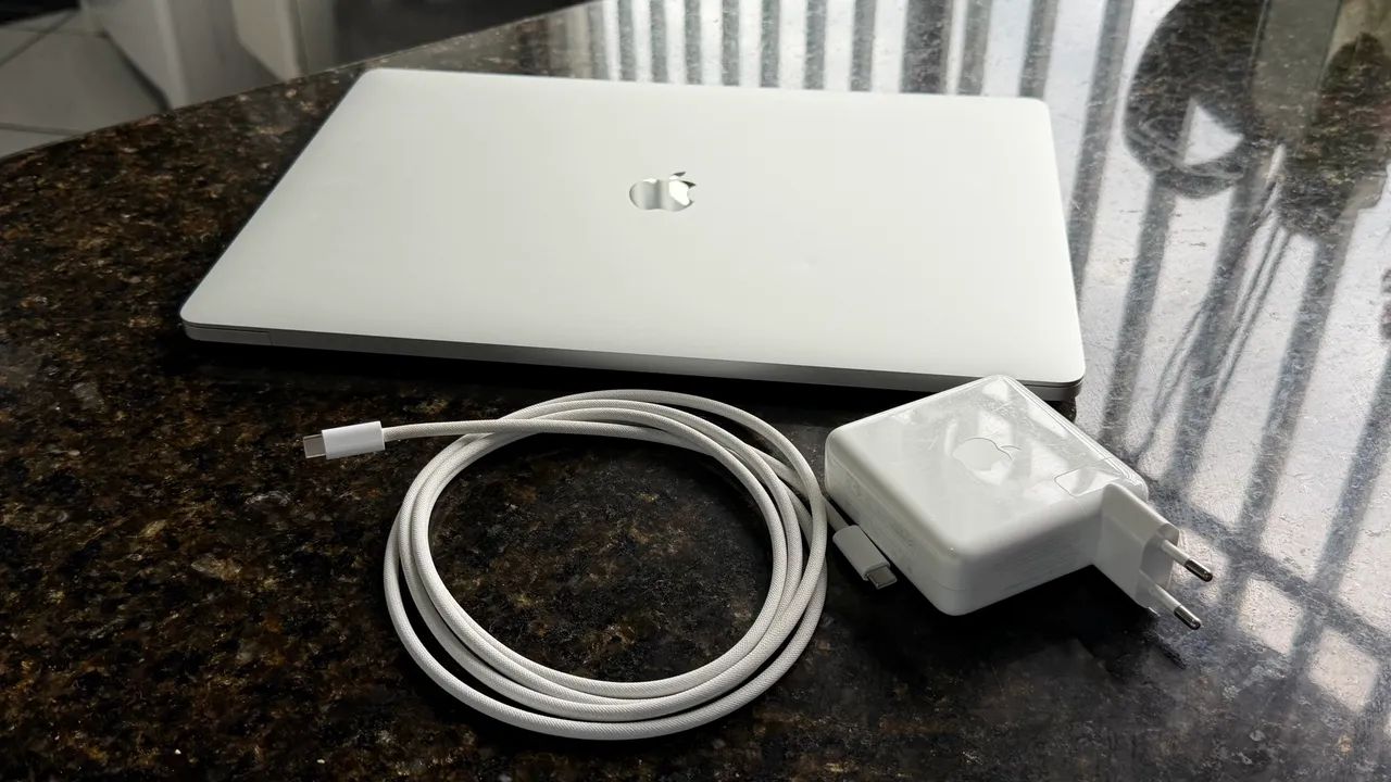 MacBook Pro 16" Polegadas 2019 i7 16GB RAM 512GB SSD TouchBar - Foto 5