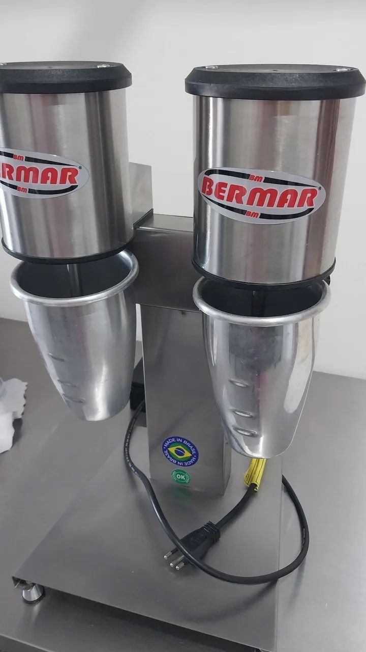  Batedor de milk-shake Bermar