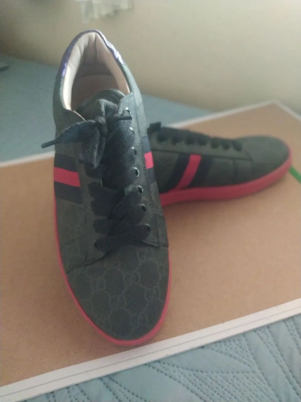 Tênis Gucci - Original e novo - Foto 4