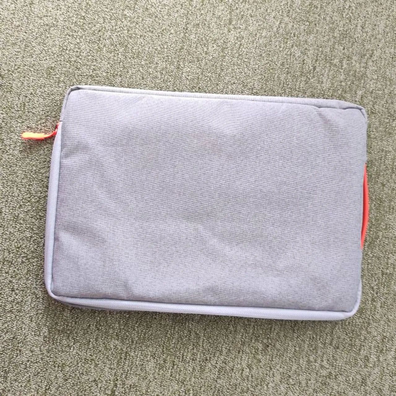Bolsa de mão para notebook/macbook 13 a 14 polegadas. - Foto 4