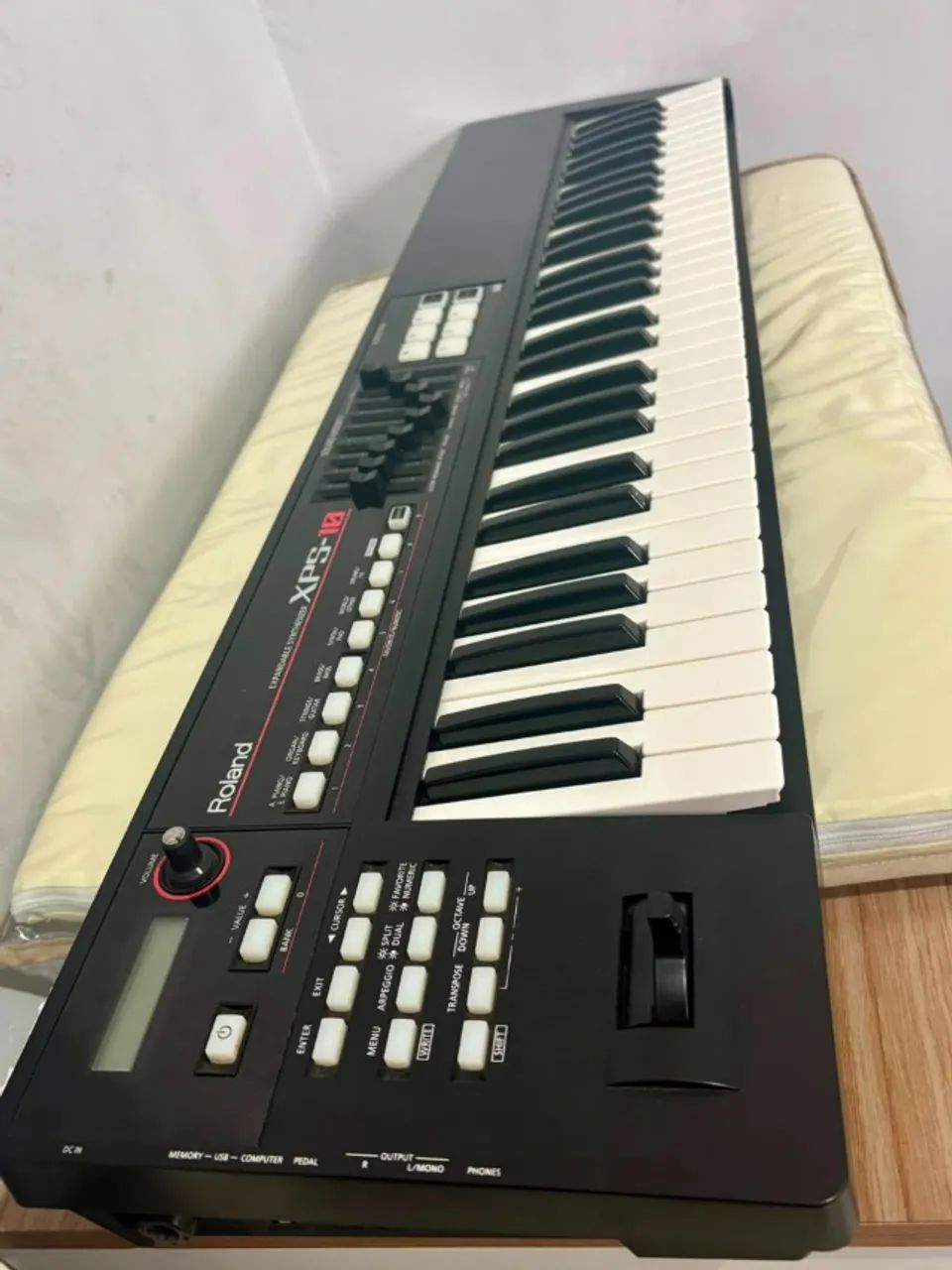 Teclado ROLAND XPS 10