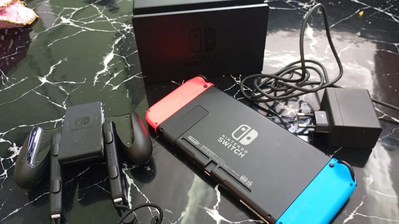 Nintendo switch v1 r$ 1300