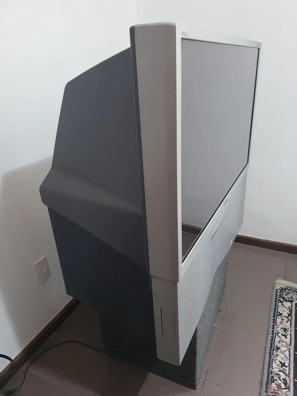 TV DE PROJEÇÃO DE 43 POLEGADAS (FUNCIONANDO PARCIALMENTE) - Foto 4