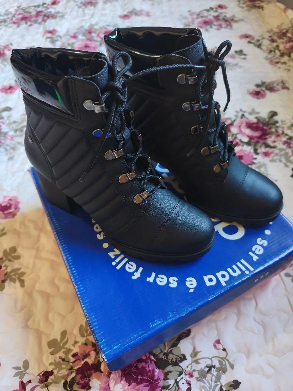 Bota cano curto Dakota