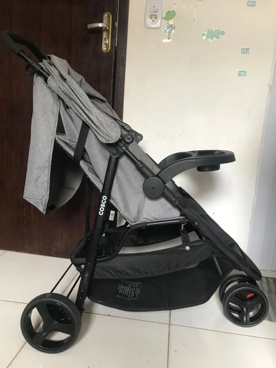 Carrinho de bebê Cosco Jety - Foto 2