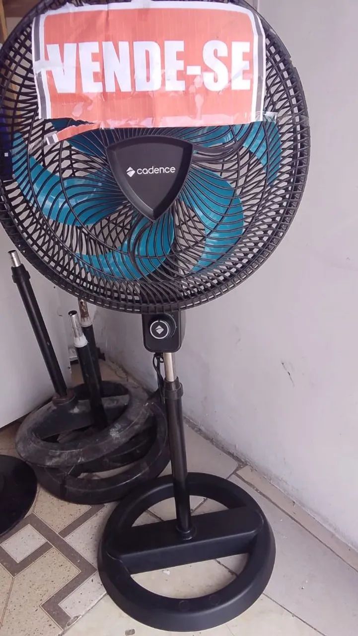 ventilador grande candence de coluna 