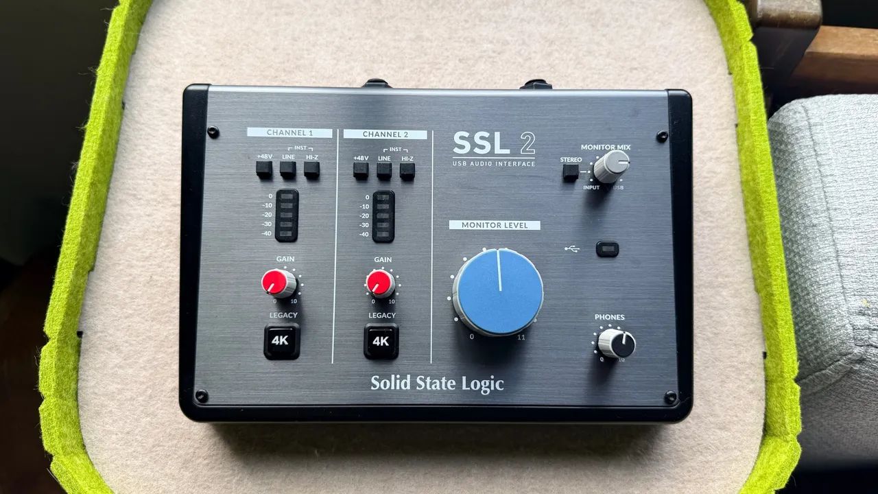 Interface de Áudio SSL 2 Solid State Logic USB Profissional