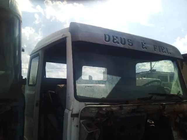 Cabine LS 1938 e LS 1935, vendo muito barato, p/desocupar lugar - Foto 7