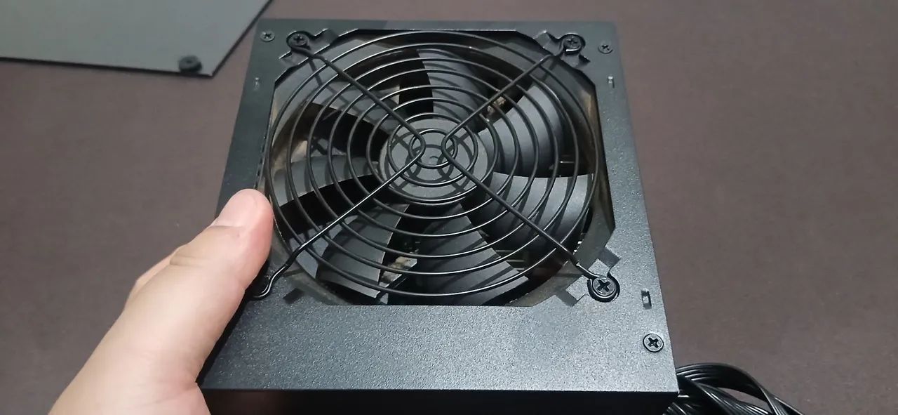 Vendo Fonte para PC 500w - Foto 3