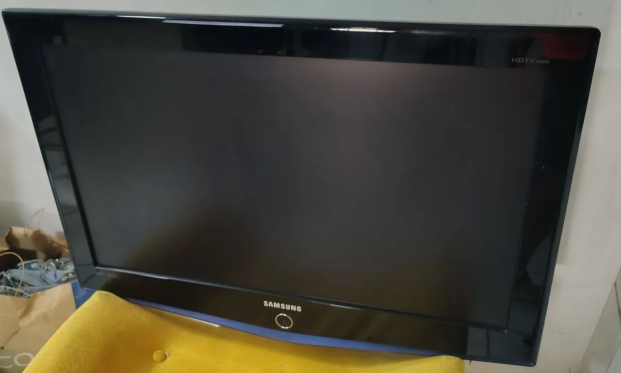 Vendo TV LCD 32" SAMSUNG