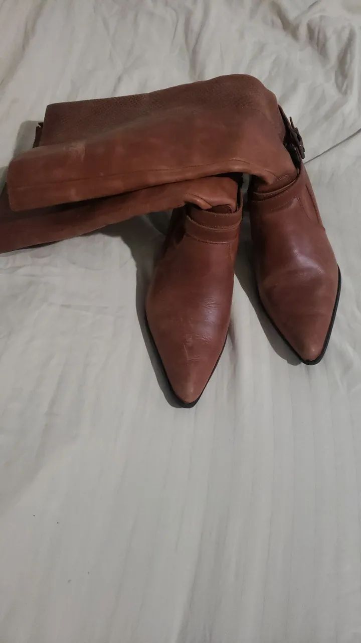 Bota country couro caramelo - Foto 3