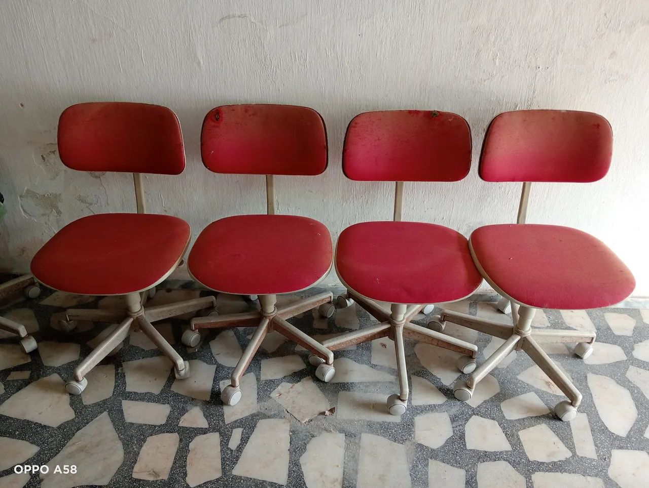 Cadeiras giratória para escritório  - Foto 4