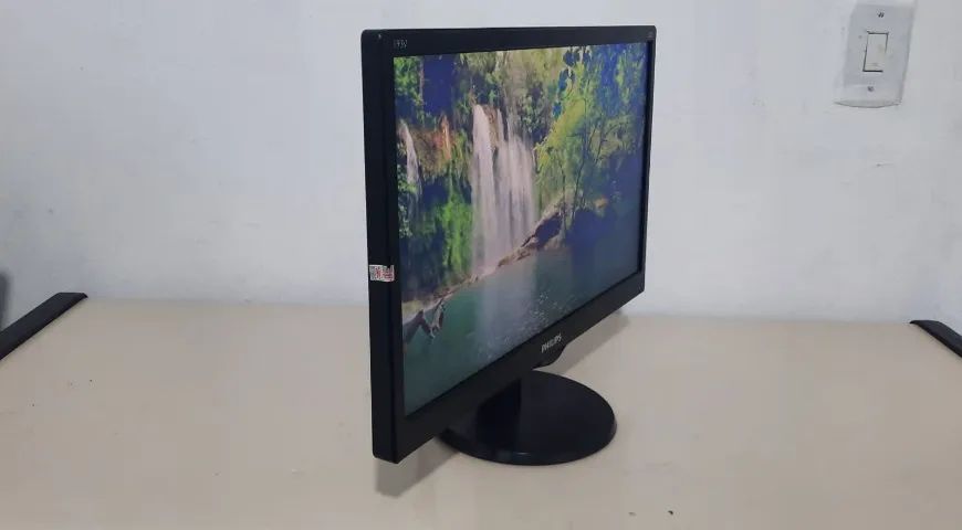 Monitor 19 Polegadas Philips Led 193v5l Widescreen - Foto 3