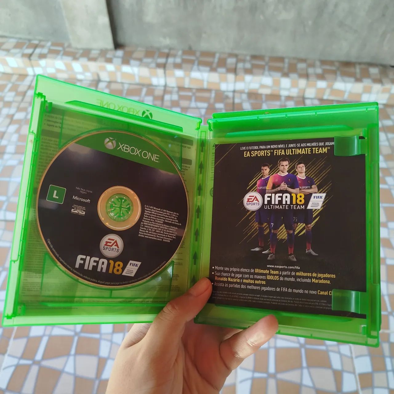 FIFA 18 Original Xbox One - Foto 2