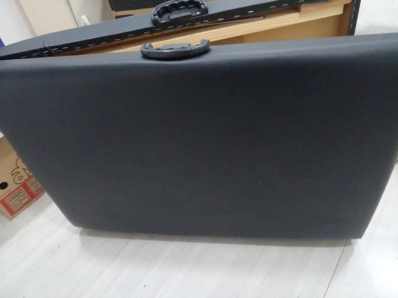 Maca  Nova  cor Preto.