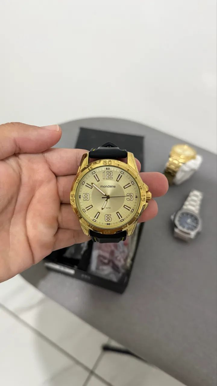Relógio mondaine 