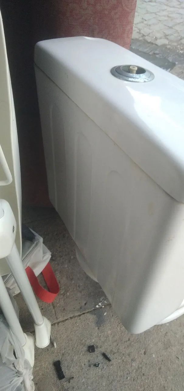 Vaso sanitário de Acopla Cellite. - Foto 5