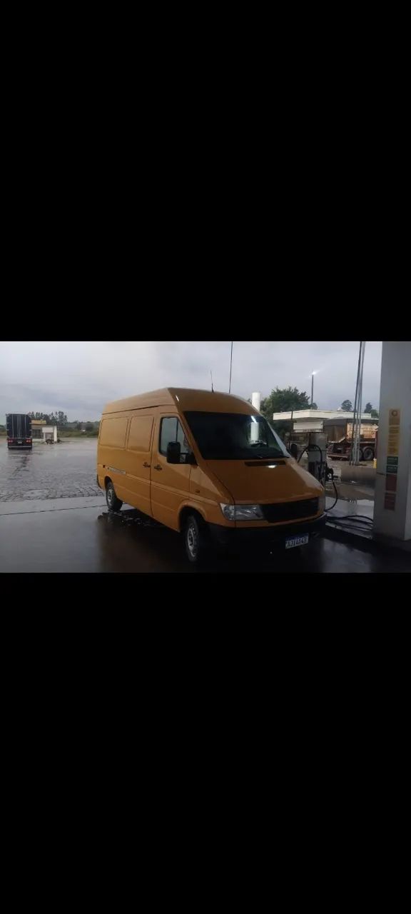 Mercedes-Benz Sprinter SPRINTER 312 FURGãO LONGO DIESEL 2000