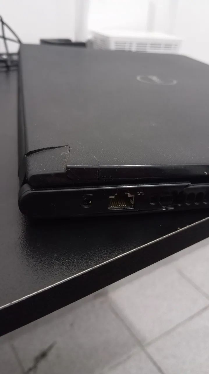 Notebook core i3 , com pequenos detalhes na carcaça  - Foto 4