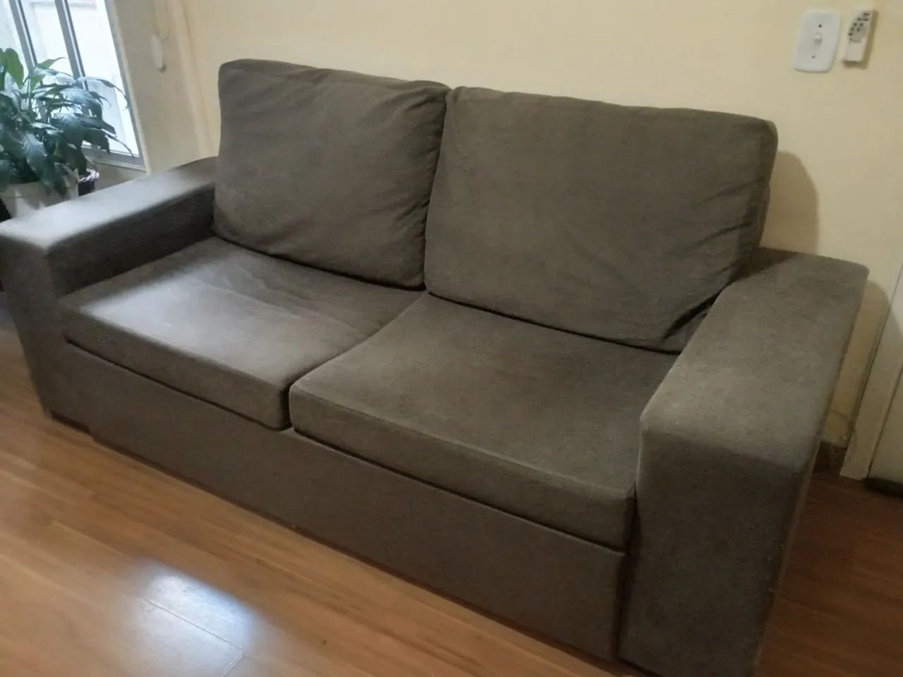 Sofá 3 lugares confortável Almofadas Soltas lavaveis  - Foto 2