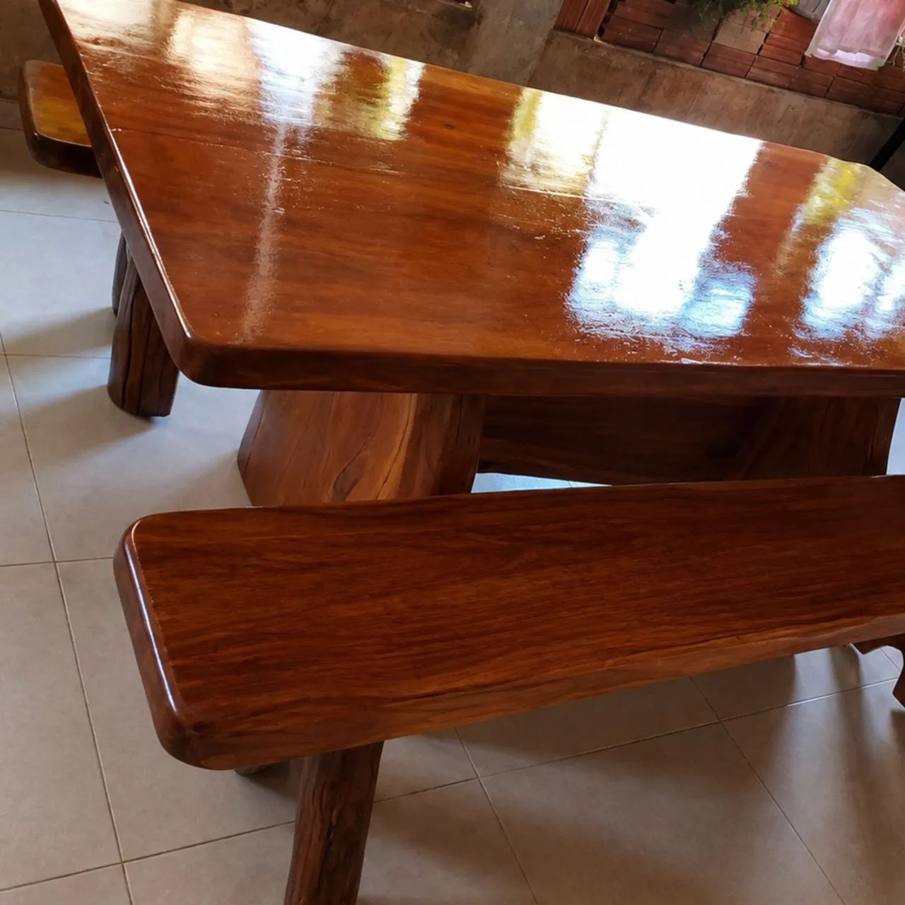 Mesa 2,5 com os dois bancos  - Foto 2