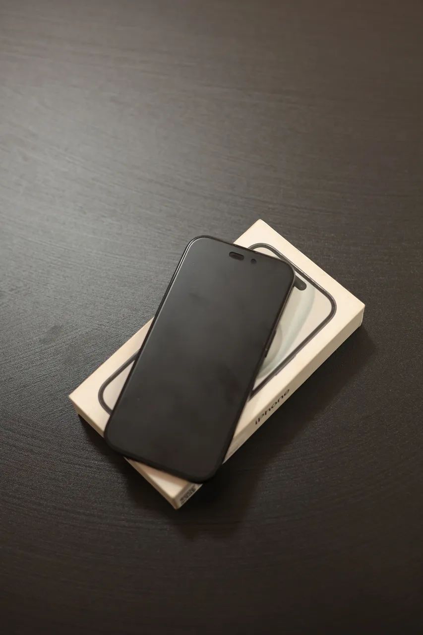 iPhone 15 - 128gb - Preto