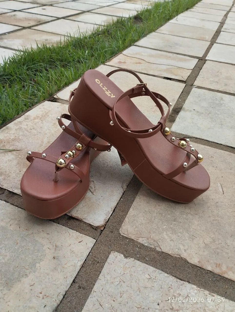 Sandália plataforma 