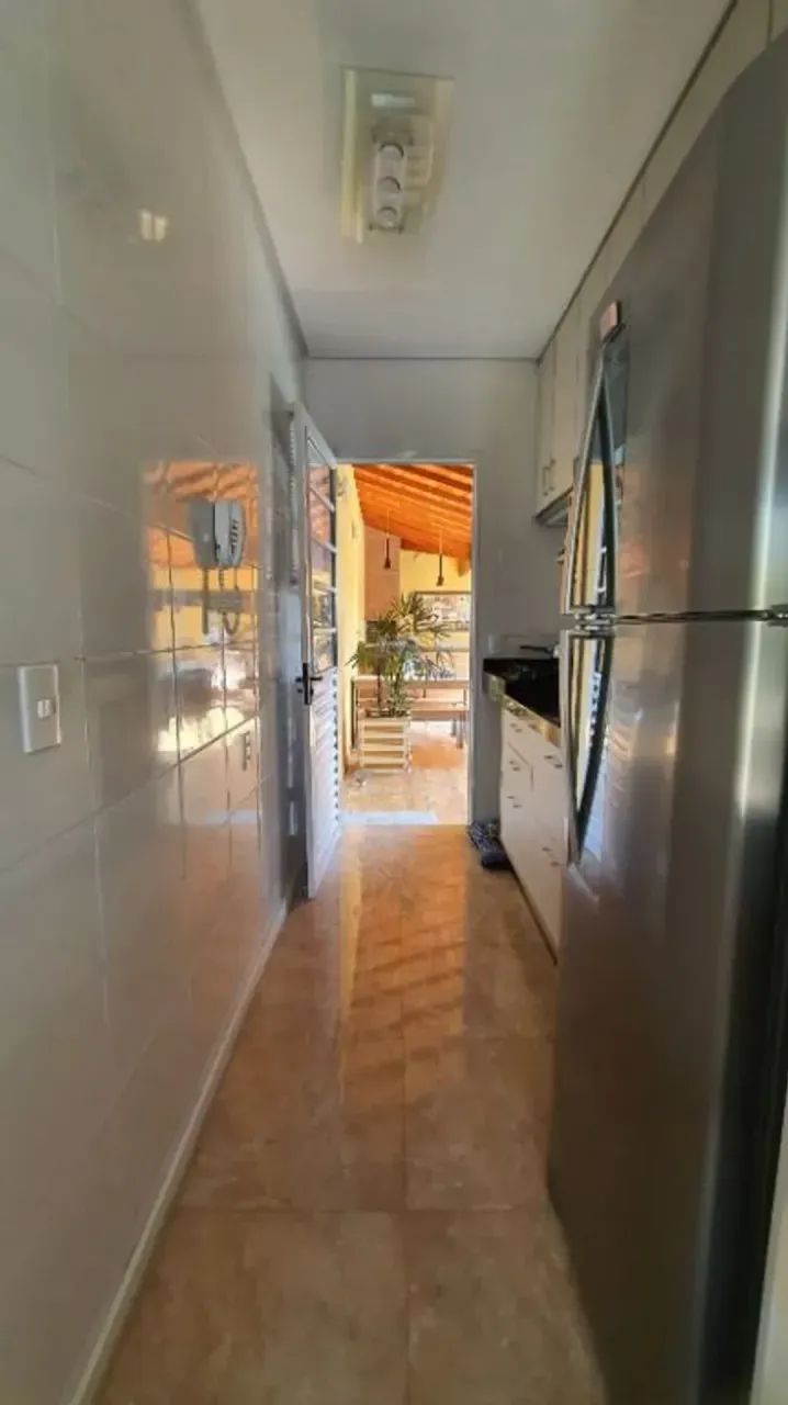 casa com quintal dos sonhos com Área Gourmet e Piscina - Foto 5