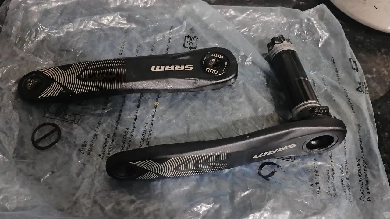 Pé de vela MTB Sram sx dub