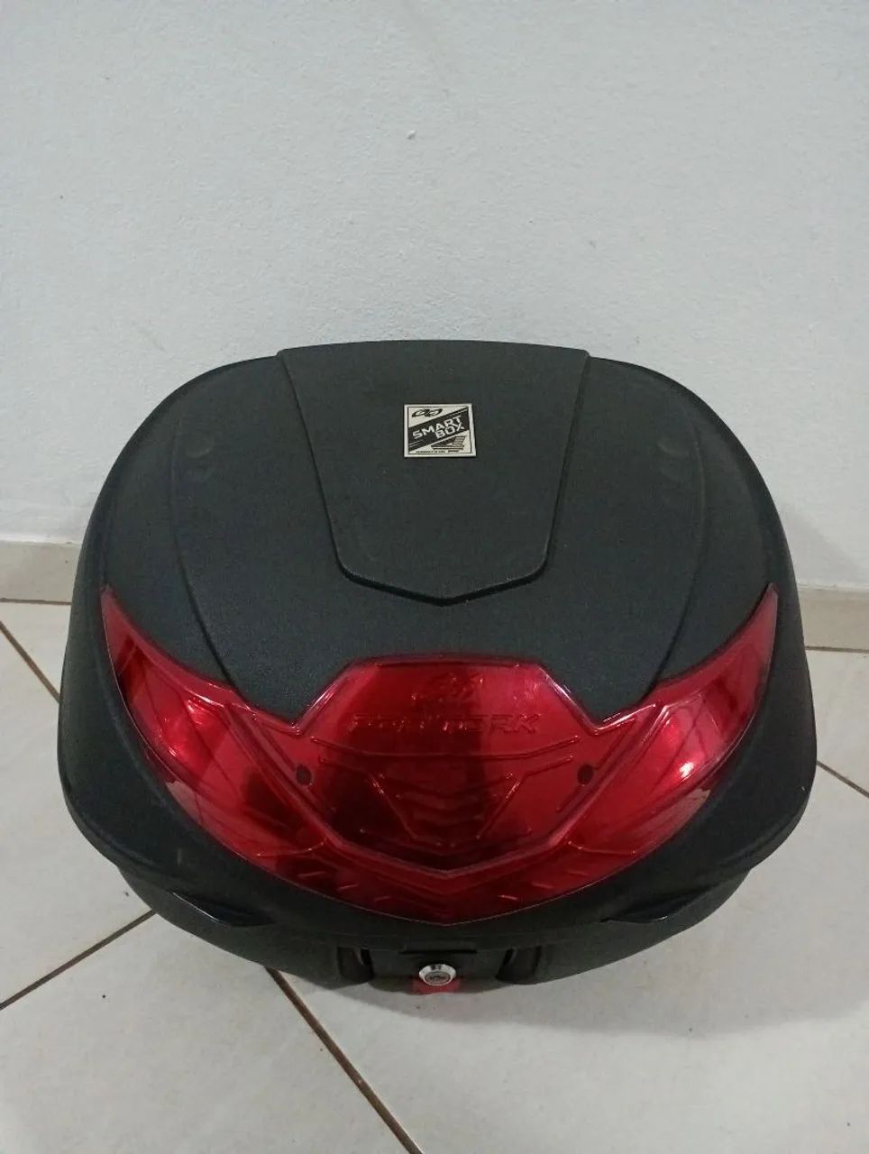 Vendo baú para moto