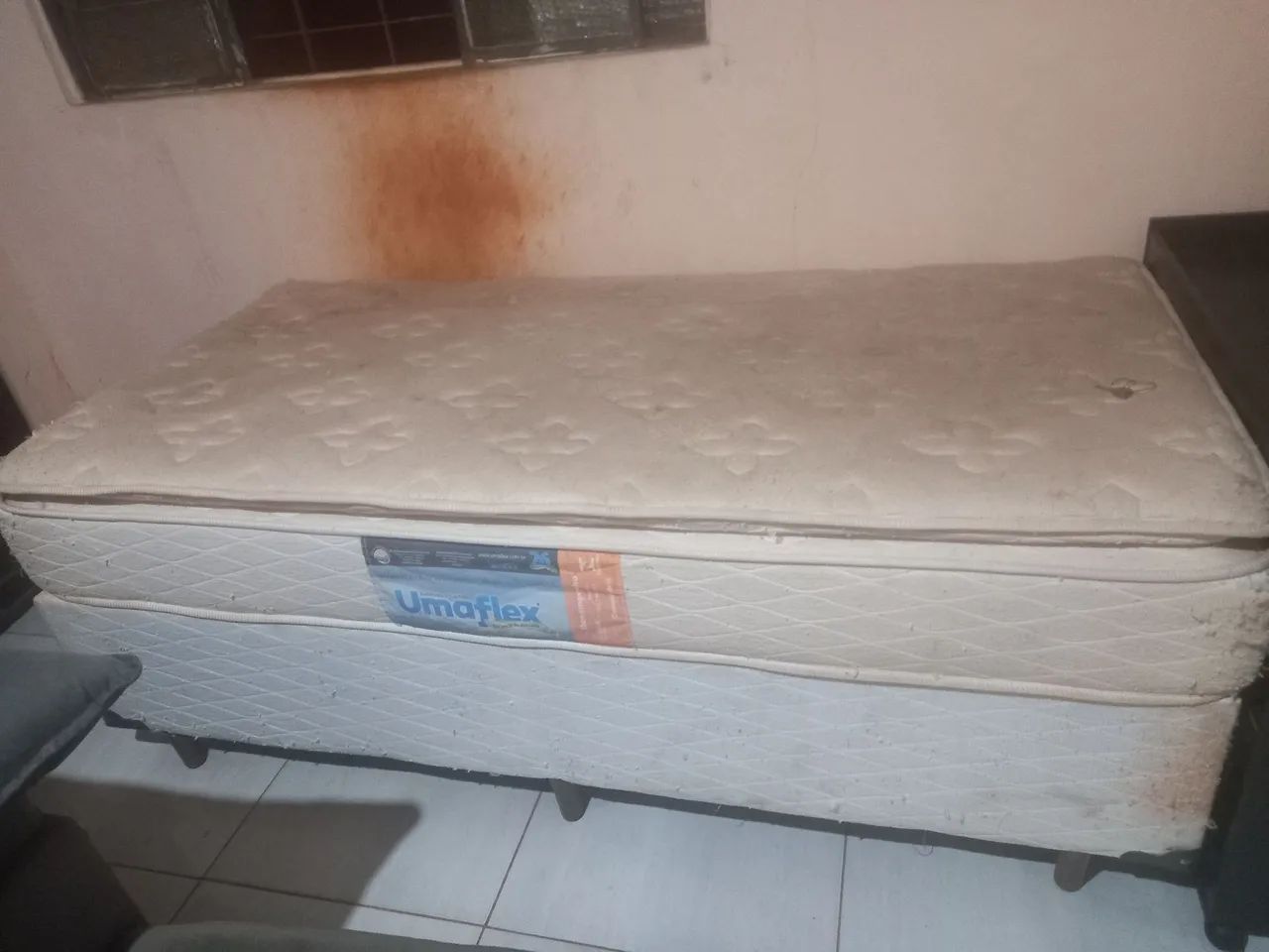 Vendi cama solteiro 