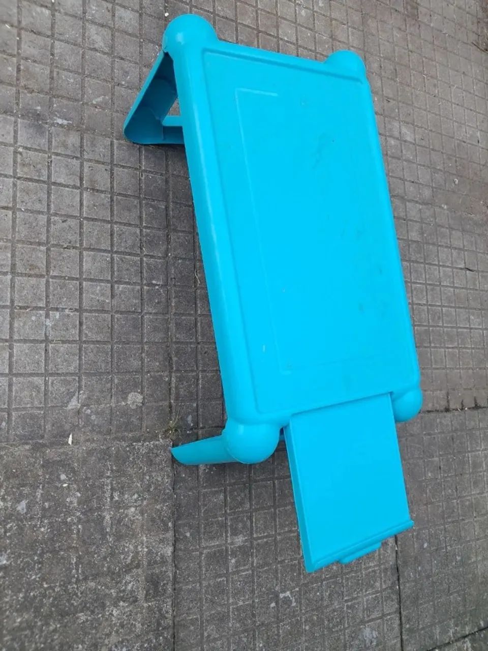 mesa de plástico retrátil