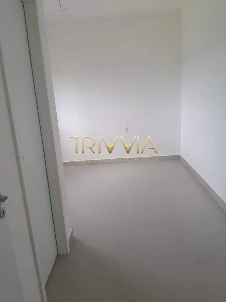 Apartamento com Área Privativa e Varanda Gourmet no 12º Andar