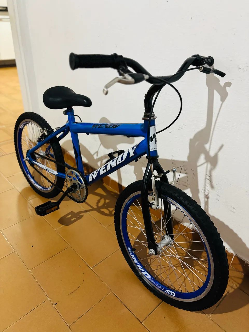 Bicicleta infantil aro 20  - Foto 3