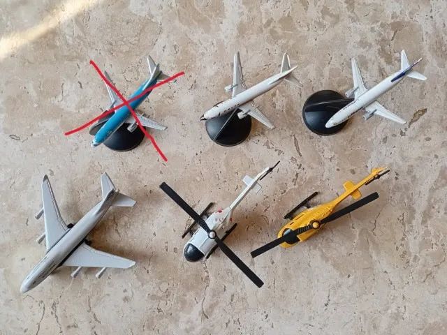 Coleção de aviões e helicópteros em miniatura - Foto 2