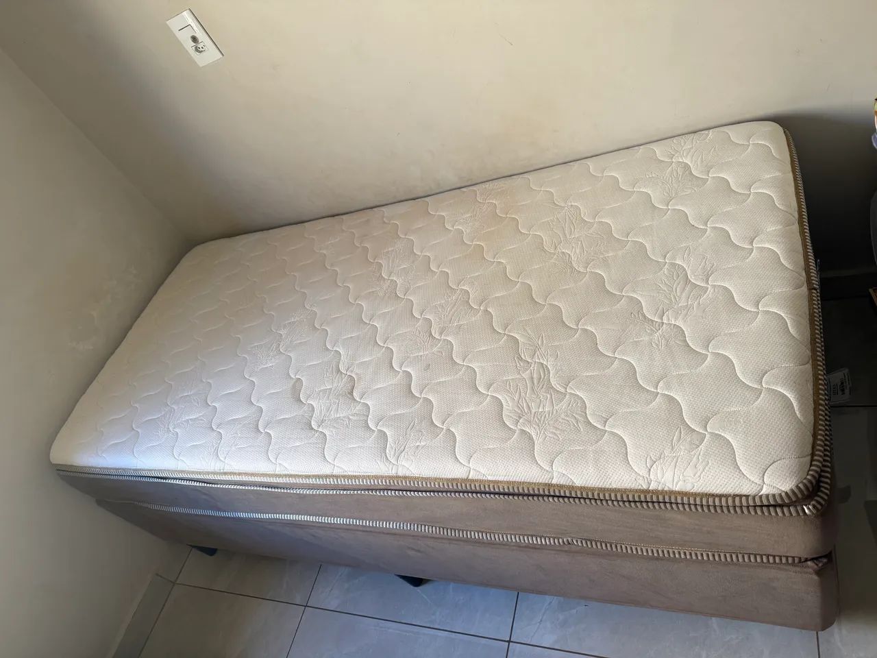 Cama de solteiro box + colchão  - Foto 5